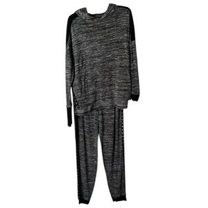 Material Girl size XL black & white knot sweatsuit,tracksuit gold grommet detail